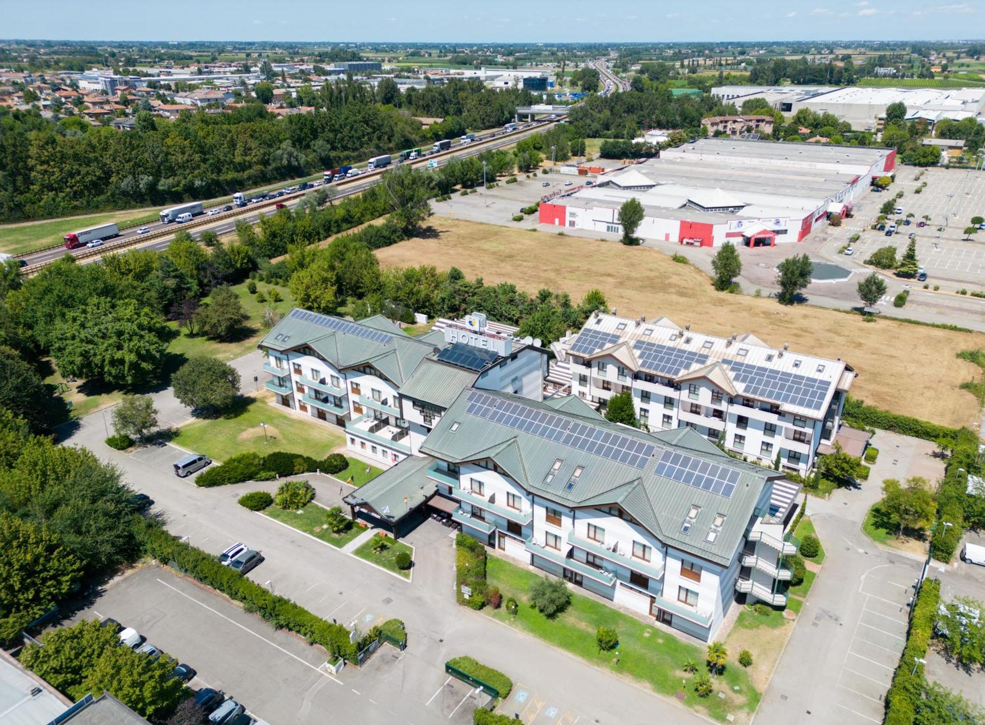 Best Western Modena District Campogalliano Bagian luar foto